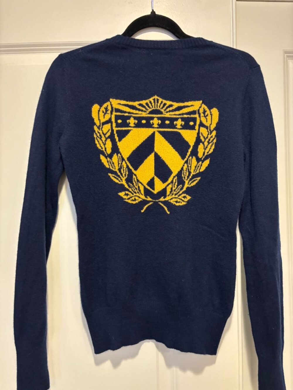 NWOT C3 Cashmere Sweater Navy with Shield/Coat of Arms Detail Size M